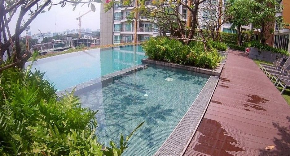 出售 和 出租 2 卧室 公寓 在 Phaya Thai, 曼谷