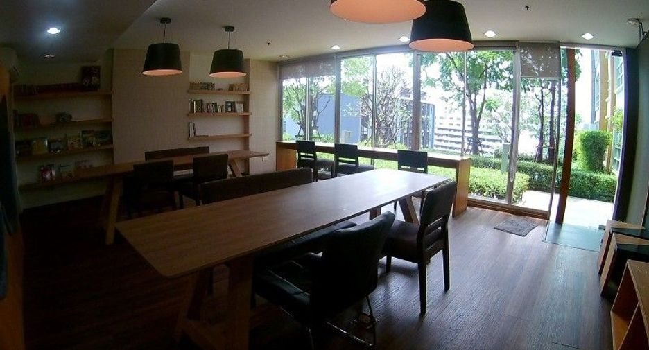 出售 和 出租 2 卧室 公寓 在 Phaya Thai, 曼谷