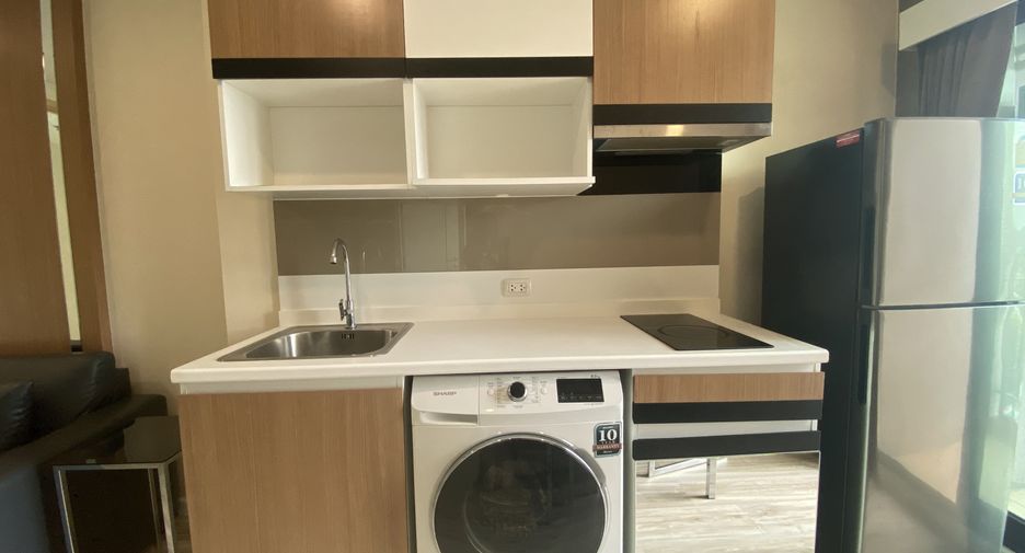 Condo en venta de 1 habitaciones en Si Racha, Chonburi