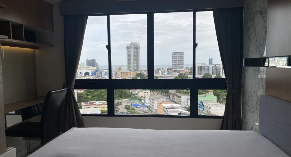 Wohnung zum Kauf mit 1 Zimmer in Si Racha, Chonburi