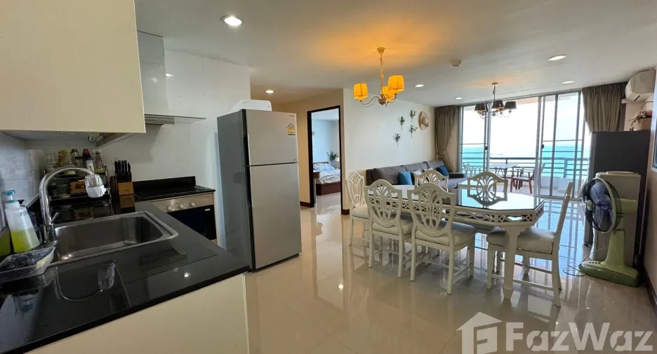 À louer et à vendre 3 chambres condo à Si Racha, Chonburi
