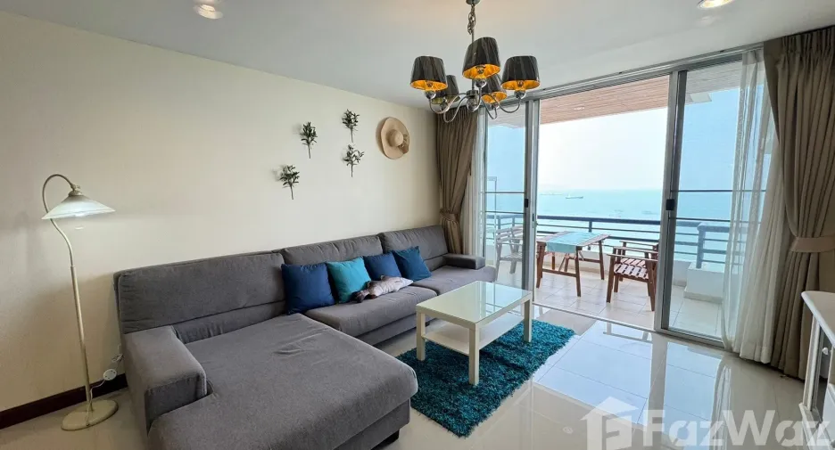 À louer et à vendre 3 chambres condo à Si Racha, Chonburi