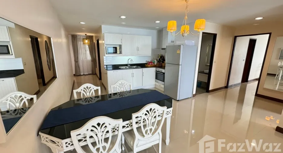 À louer et à vendre 3 chambres condo à Si Racha, Chonburi