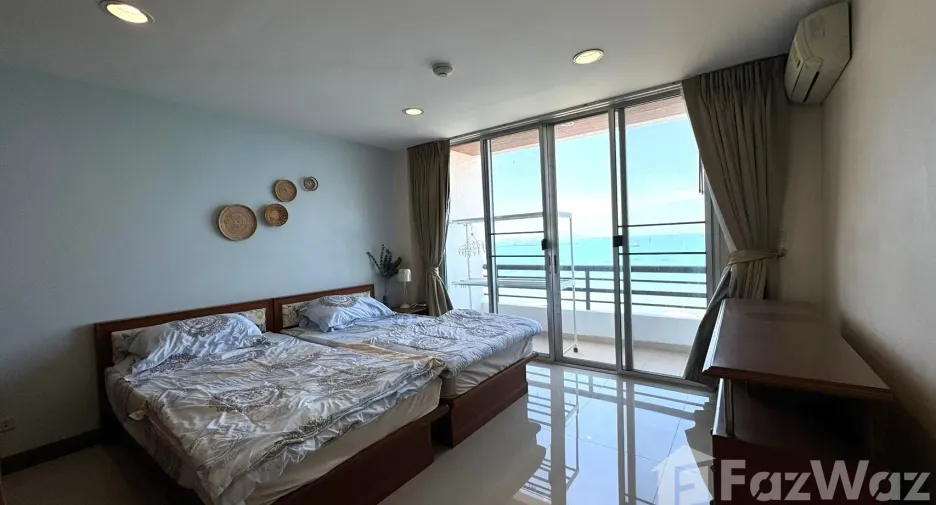 À louer et à vendre 3 chambres condo à Si Racha, Chonburi