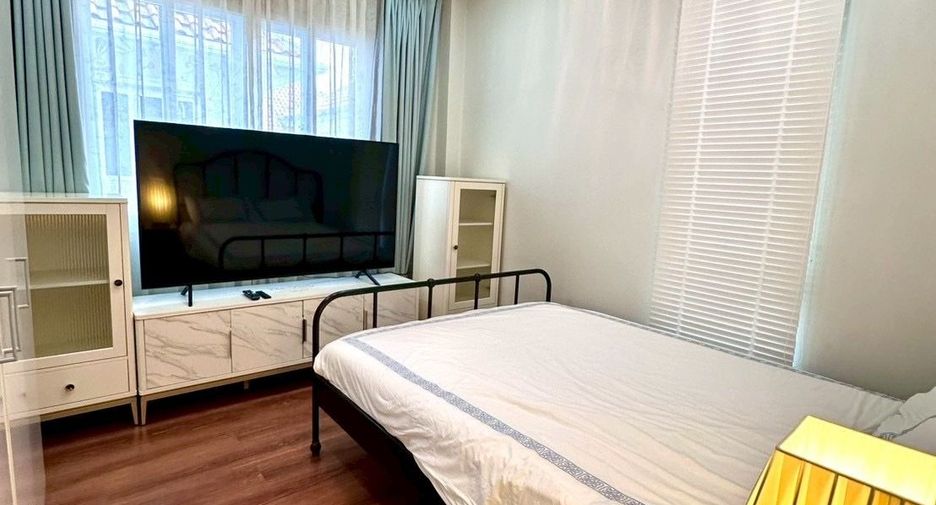 出租 4 卧室 独立屋 在 Phuket Town, 普吉