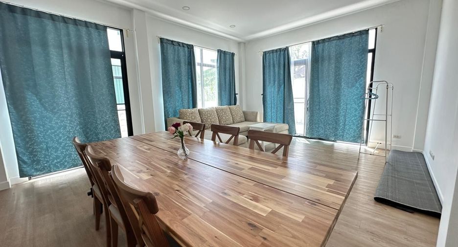 Casa en alquiler de 3 habitaciones en Mueang Phuket, Phuket