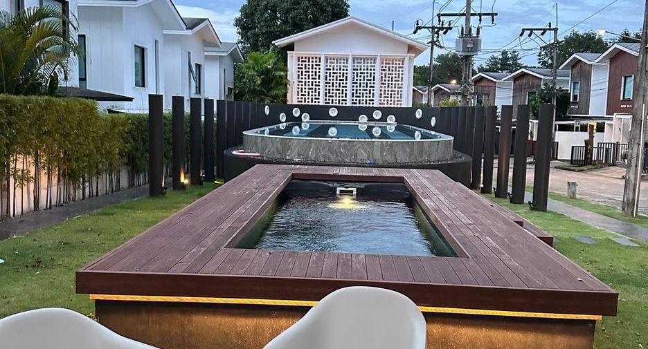 Casa en alquiler de 3 habitaciones en Mueang Phuket, Phuket