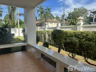 For rent 3 bedrooms villa in Mueang Krabi, Krabi