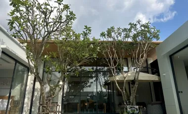 For rent 4 bedrooms villa in Mueang Phuket, Phuket