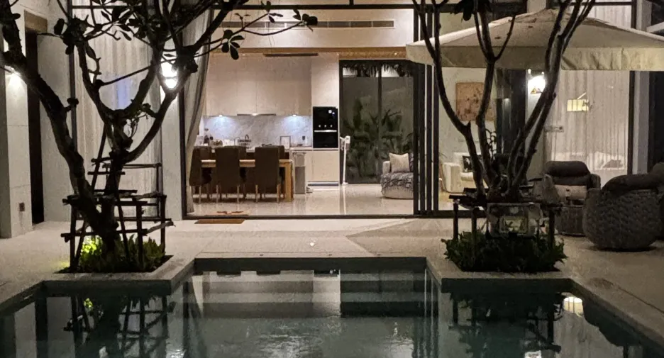 For rent 4 bedrooms villa in Mueang Phuket, Phuket