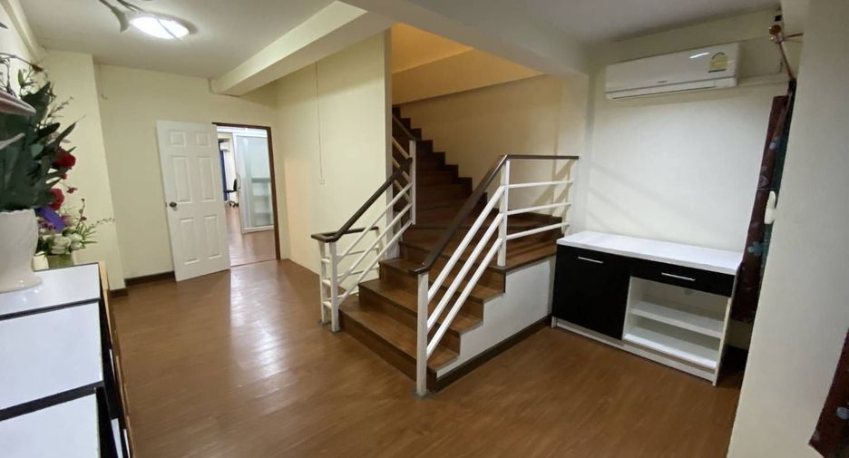Büro zur Miete in Mueang Chiang Mai, Chiang Mai