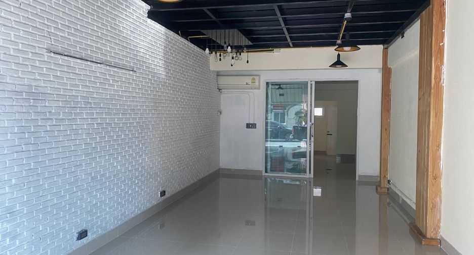 Büro zur Miete in Mueang Chiang Mai, Chiang Mai