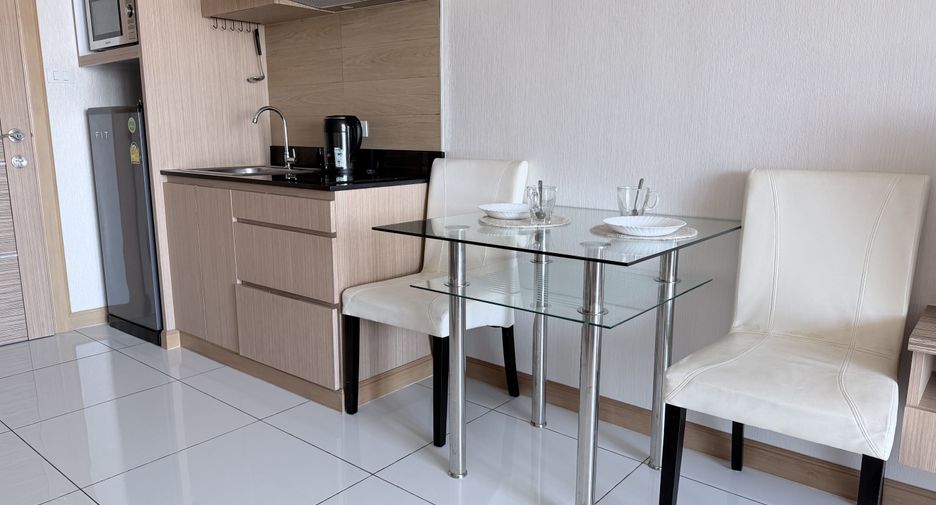 Wohnung zur Miete mit Studio in Sattahip, Chonburi