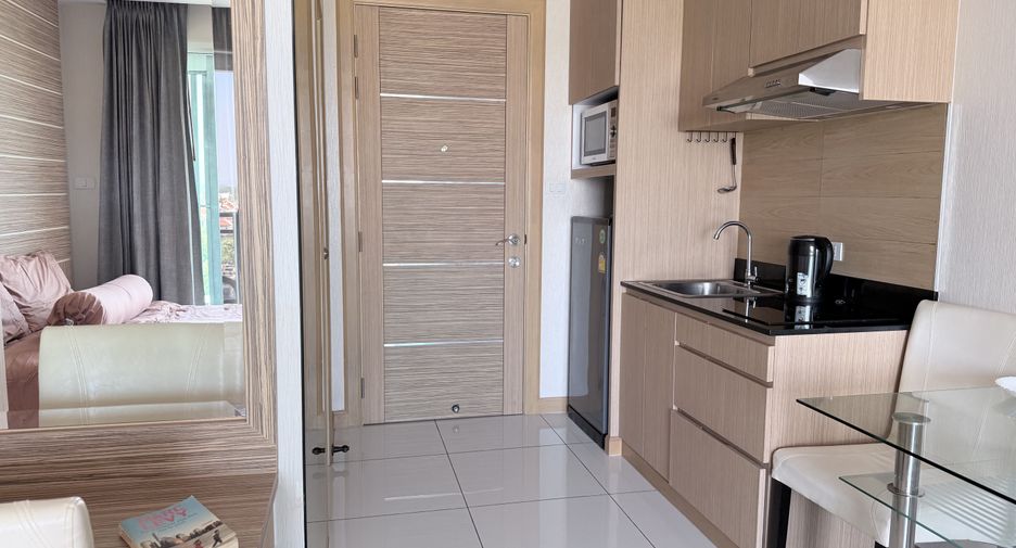 Wohnung zur Miete mit Studio in Sattahip, Chonburi