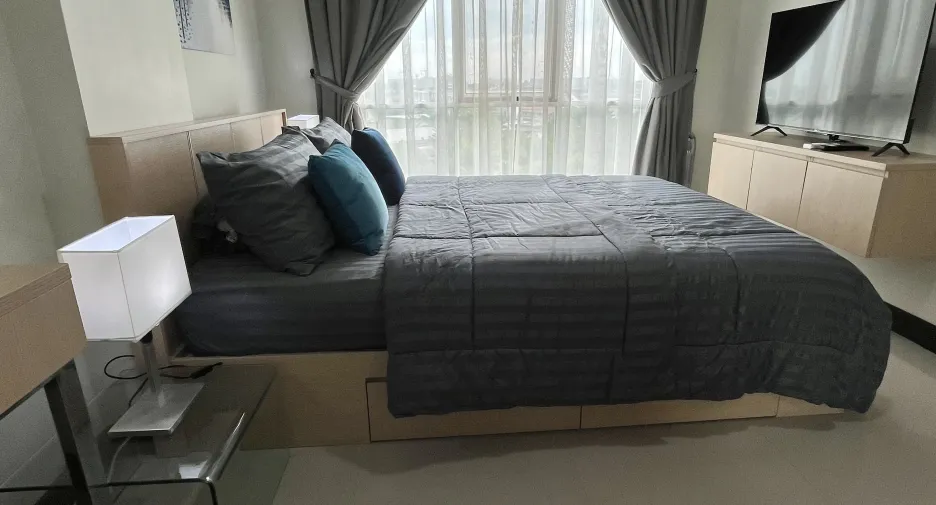 For rent 2 bedrooms condo in Hua Hin, Prachuap Khiri Khan