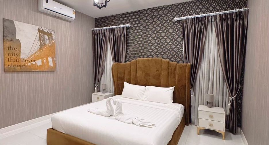 For sale 4 bedrooms villa in Hua Hin, Prachuap Khiri Khan