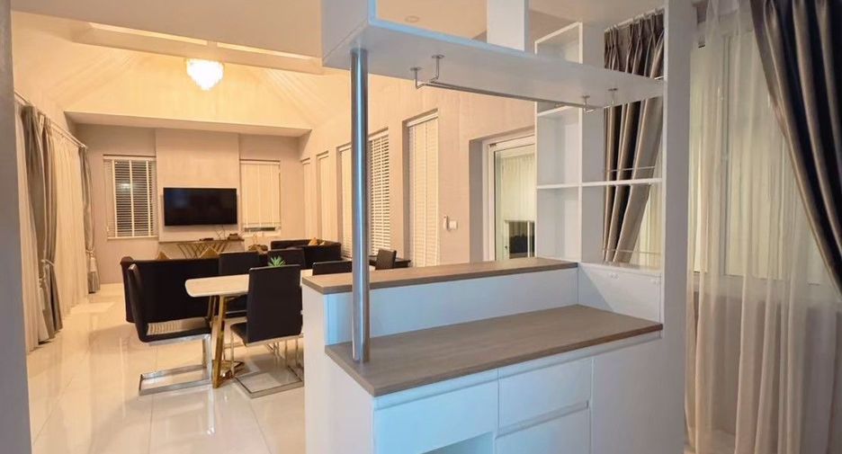 For sale 4 bedrooms villa in Hua Hin, Prachuap Khiri Khan
