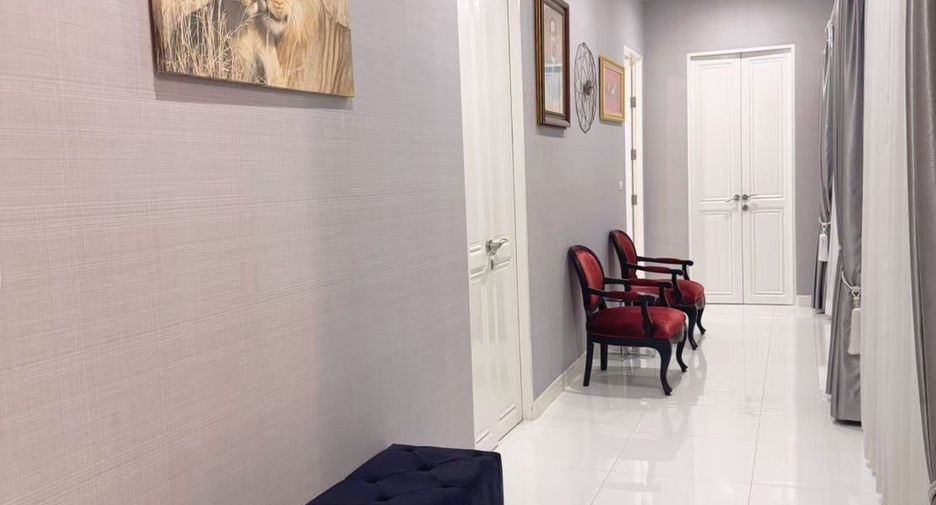 For sale 4 bedrooms villa in Hua Hin, Prachuap Khiri Khan
