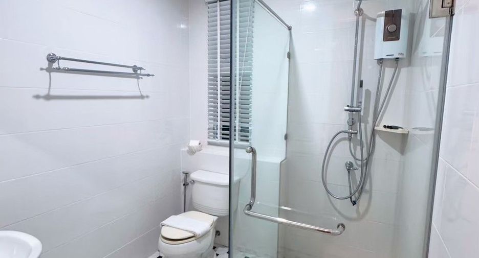 For sale 4 bedrooms villa in Hua Hin, Prachuap Khiri Khan