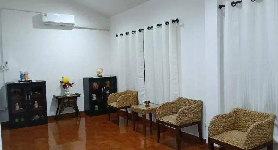 Haus zur Miete mit 3 Zimmer in Mueang Chiang Mai, Chiang Mai