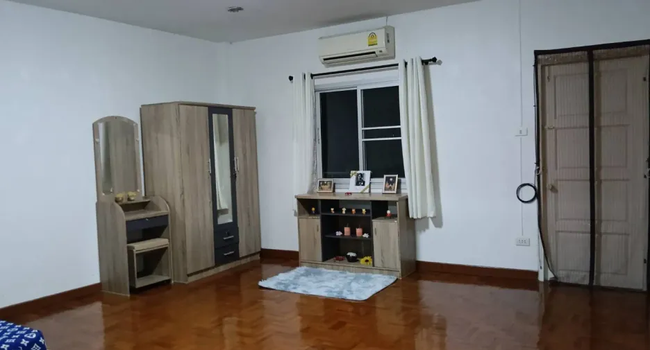 Haus zur Miete mit 3 Zimmer in Mueang Chiang Mai, Chiang Mai