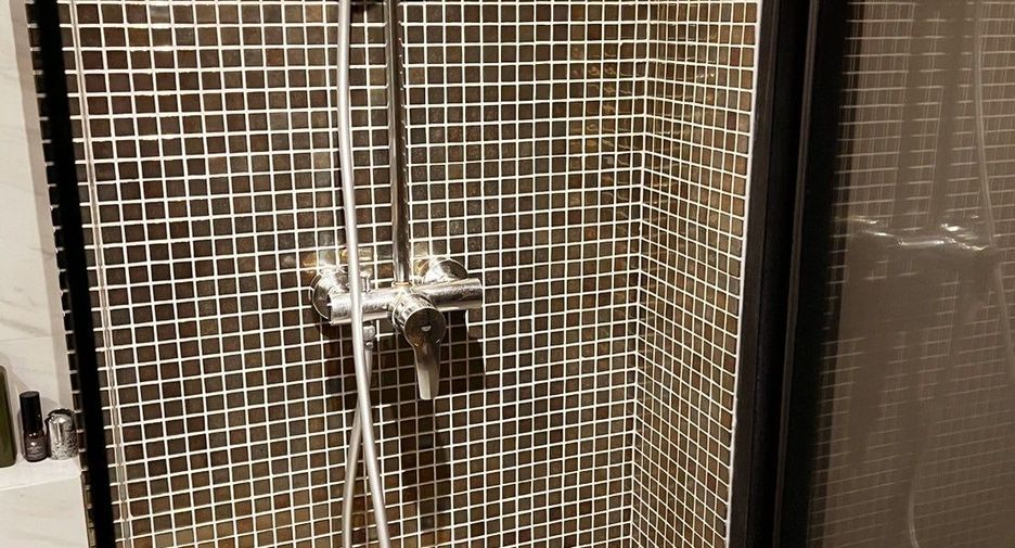 Продажа и аренда 1 кровать кондо в Ян Наща, Бангкок