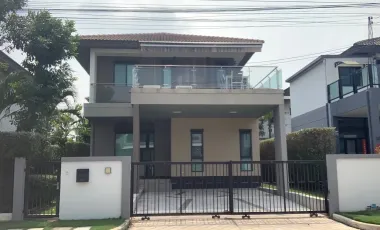 For sale 3 ベッドルーム house in Bang Phli, Samut Prakan