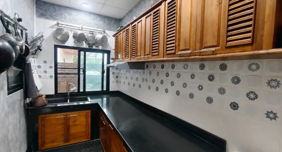 出租 和 出售 3 卧室 独立屋 在 Bang Phli, Samut Prakan
