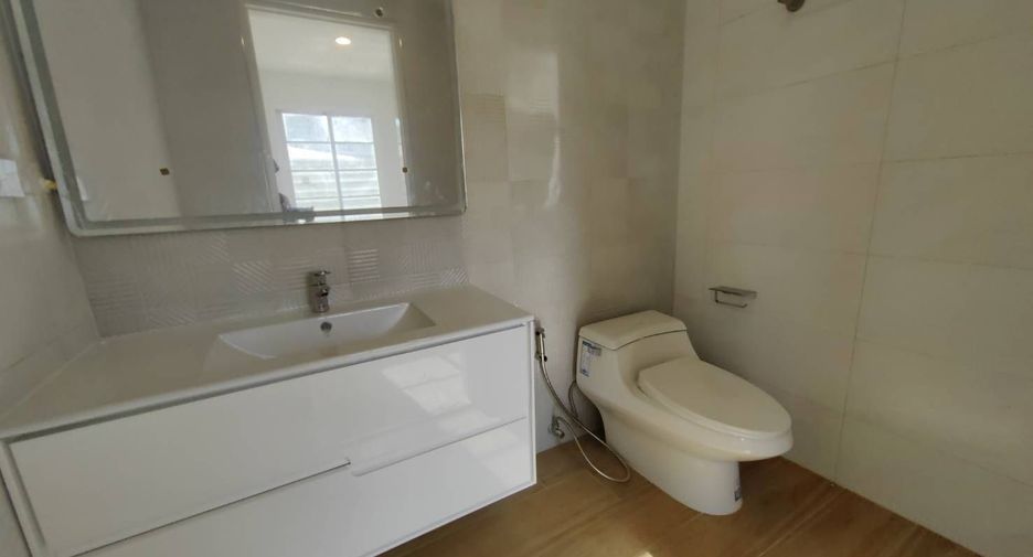 For rent office in Bang Na, Bangkok