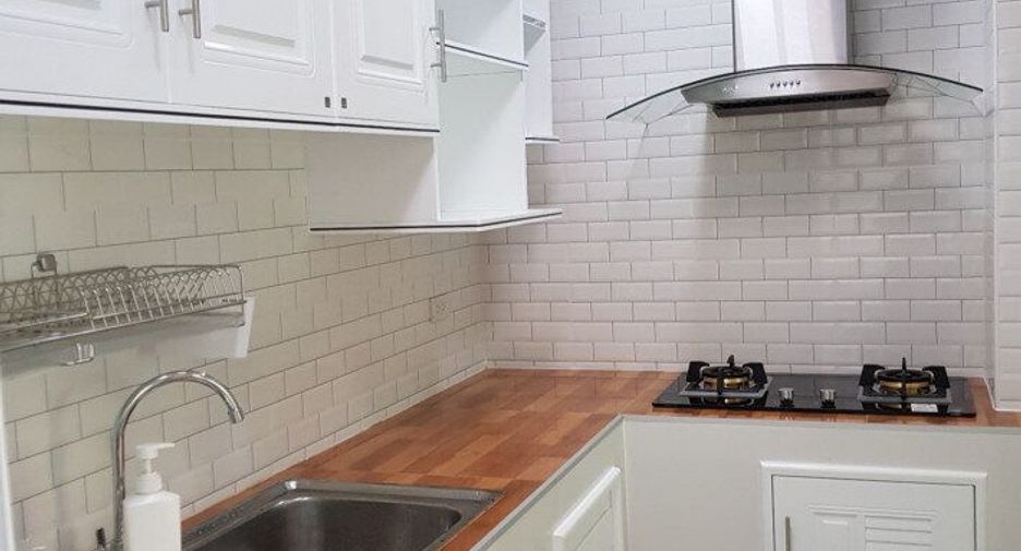 Haus zur Miete mit 2 Zimmer in Bang Phli, Samut Prakan