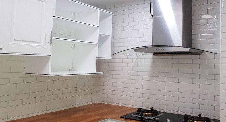 Haus zur Miete mit 2 Zimmer in Bang Phli, Samut Prakan