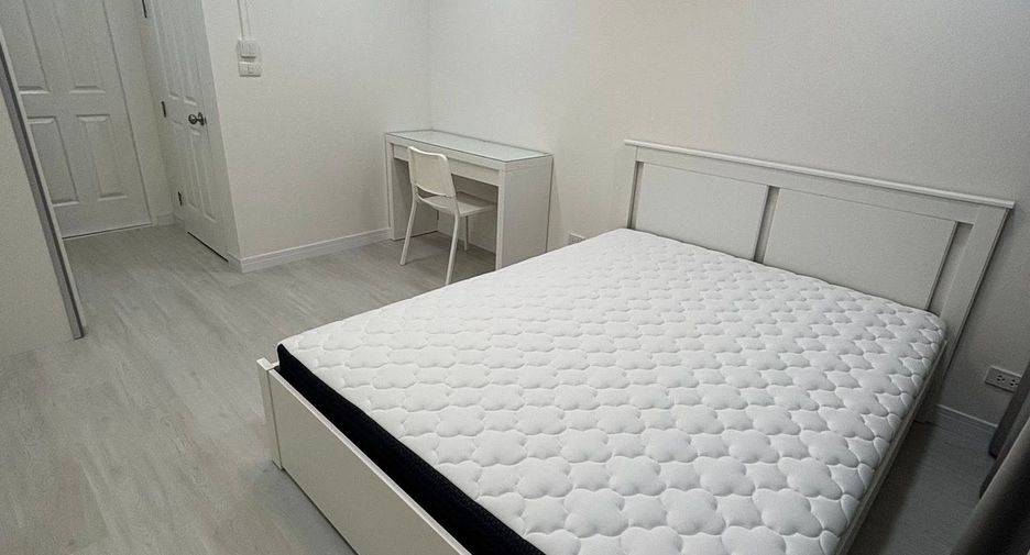 For rent 1 bed condo in Phra Khanong, Bangkok