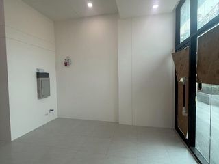 For rent retail Space in Bang Na, Bangkok