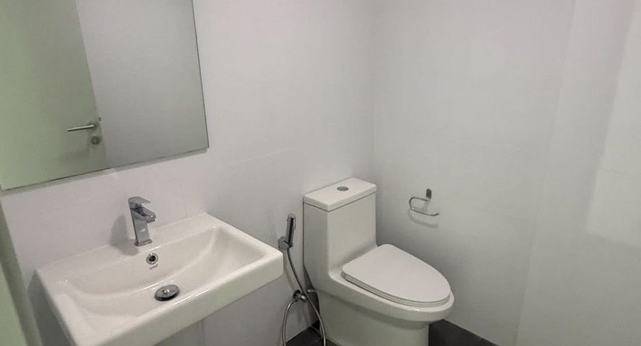 For rent retail Space in Bang Na, Bangkok