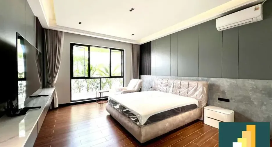 For rent 5 bedrooms house in Bang Lamung, Chonburi