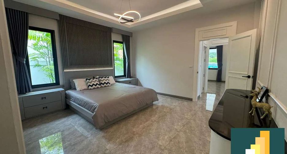 À vendre 4 chambres villa à East Pattaya, Pattaya