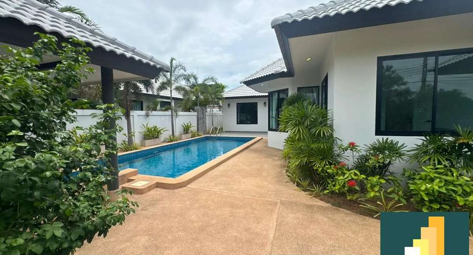 À vendre 4 chambres villa à East Pattaya, Pattaya