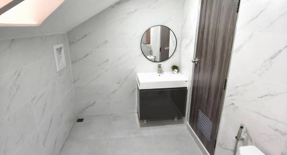 Haus zur Miete mit 3 Zimmer in South Pattaya, Pattaya