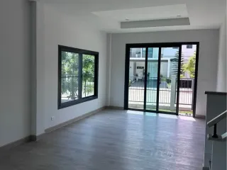 ให้เช่า 4 ห้องนอน บ้านเดี่ยว ใน ถลาง, ภูเก็ต