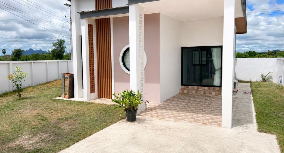 Casa en alquiler de 2 habitaciones en Pran Buri, Prachuap Khiri Khan