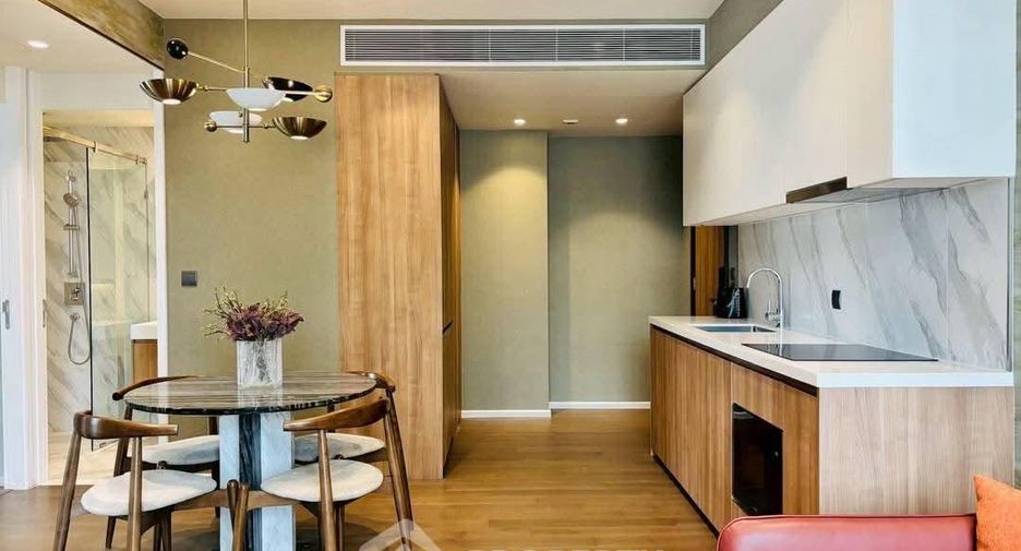 For sale 2 ベッドルーム condo in Khlong Toei, Bangkok