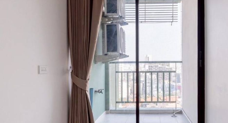 For sale 1 bed condo in Phaya Thai, Bangkok