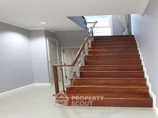 Продажа 3 спальни дом в Буенг Кум, Бангкок