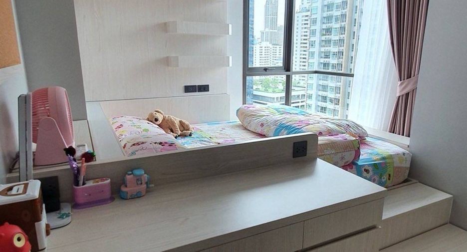 Condo en alquiler y en venta de 2 habitaciones en Watthana, Bangkok