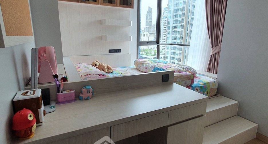 Condo en alquiler y en venta de 2 habitaciones en Watthana, Bangkok