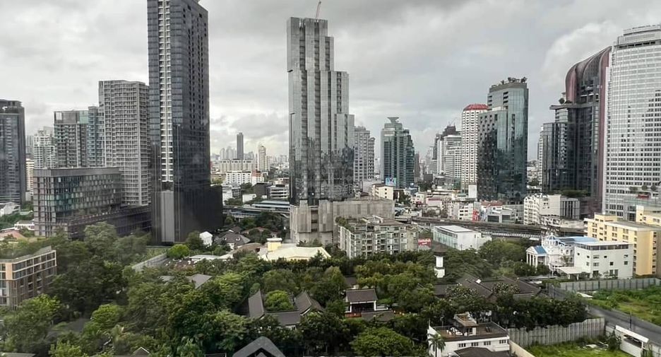 À louer 2 chambres condo à Khlong Toei, Bangkok