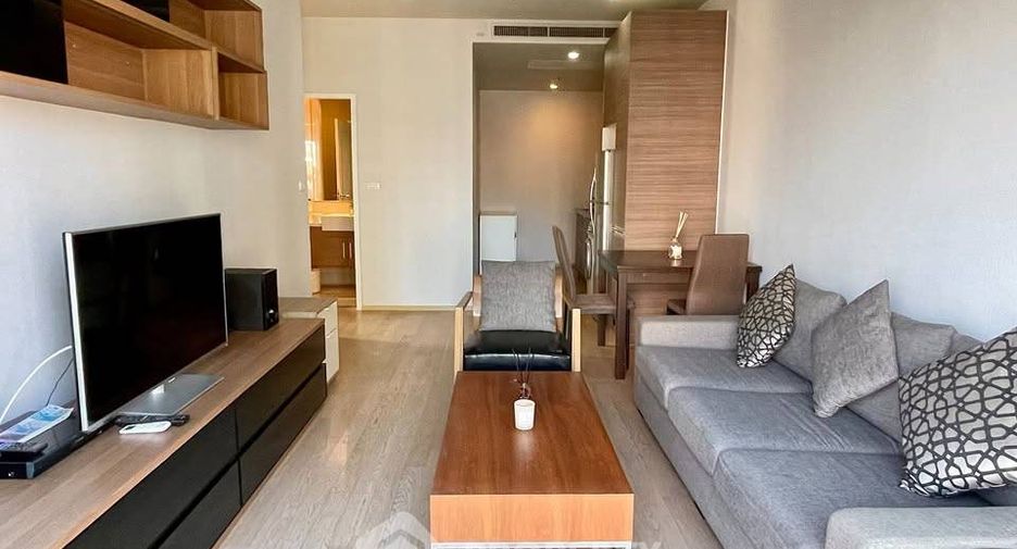 Condo en alquiler de 2 habitaciones en Khlong Toei, Bangkok