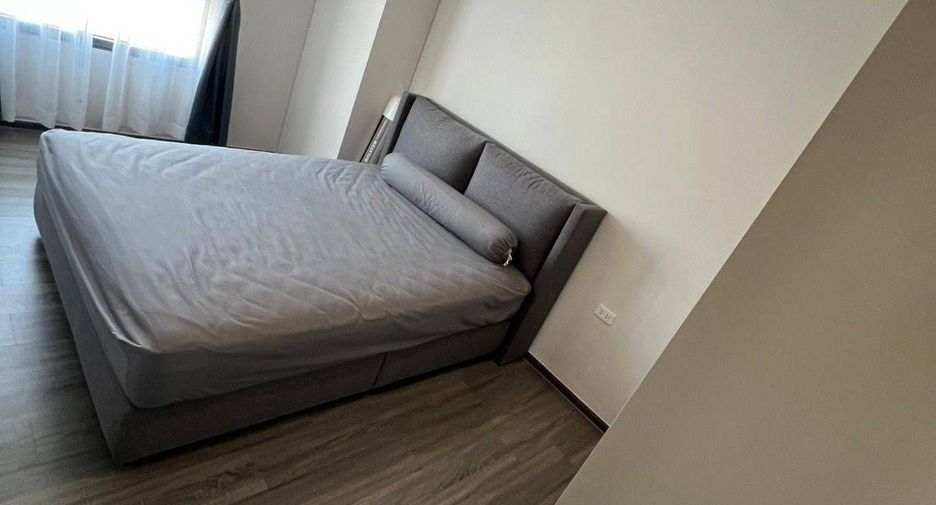 Wohnung zur Miete mit 2 Zimmer in Bang Rak, Bangkok