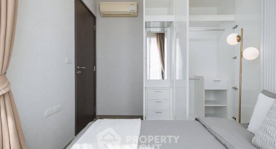 For rent 2 bedrooms condo in Pathum Wan, Bangkok