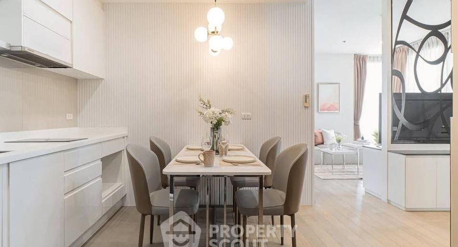 For rent 2 bedrooms condo in Pathum Wan, Bangkok